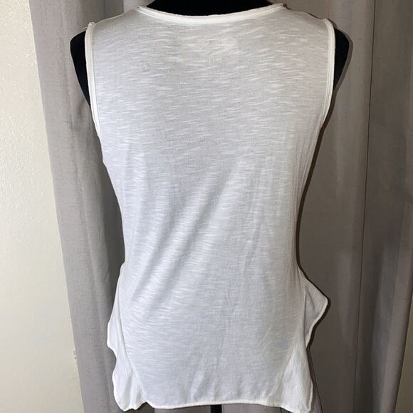 #127 Tank top  - Picture 4 of 4